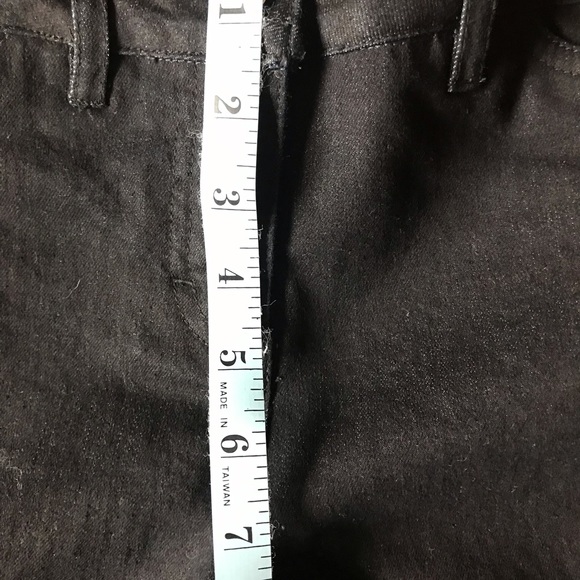 Dark blue Georges Rech jeans with subtil gold lines on the side - Picture 6 of 9